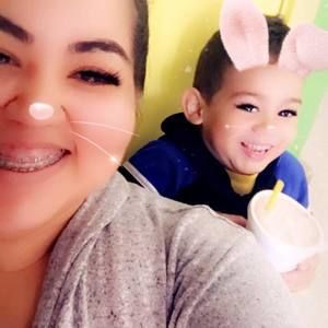 Meet your Posher, Yulissa